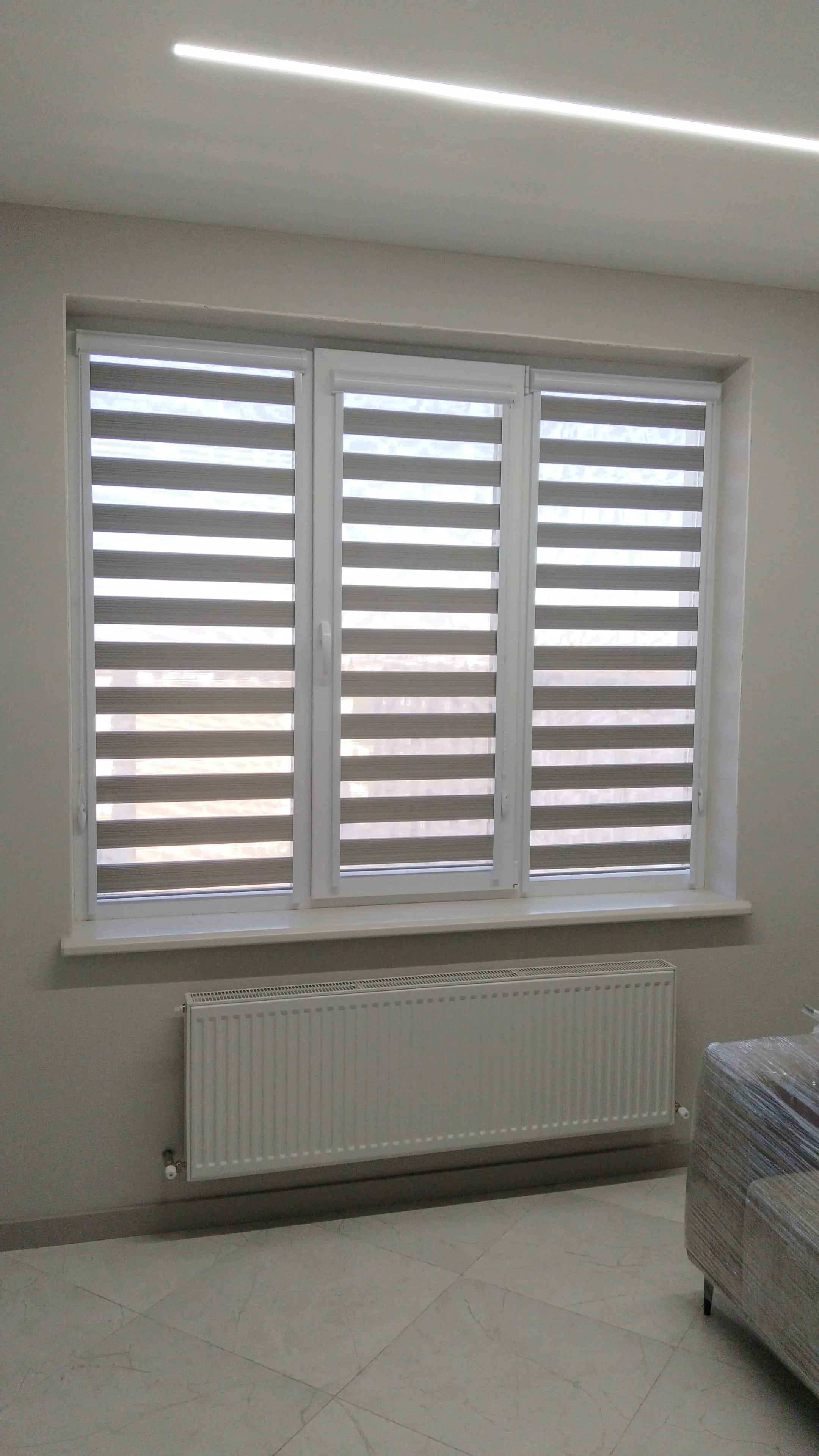 Рулонные шторы зебра день-ночь 17 в Нальчике и КБР на заказ