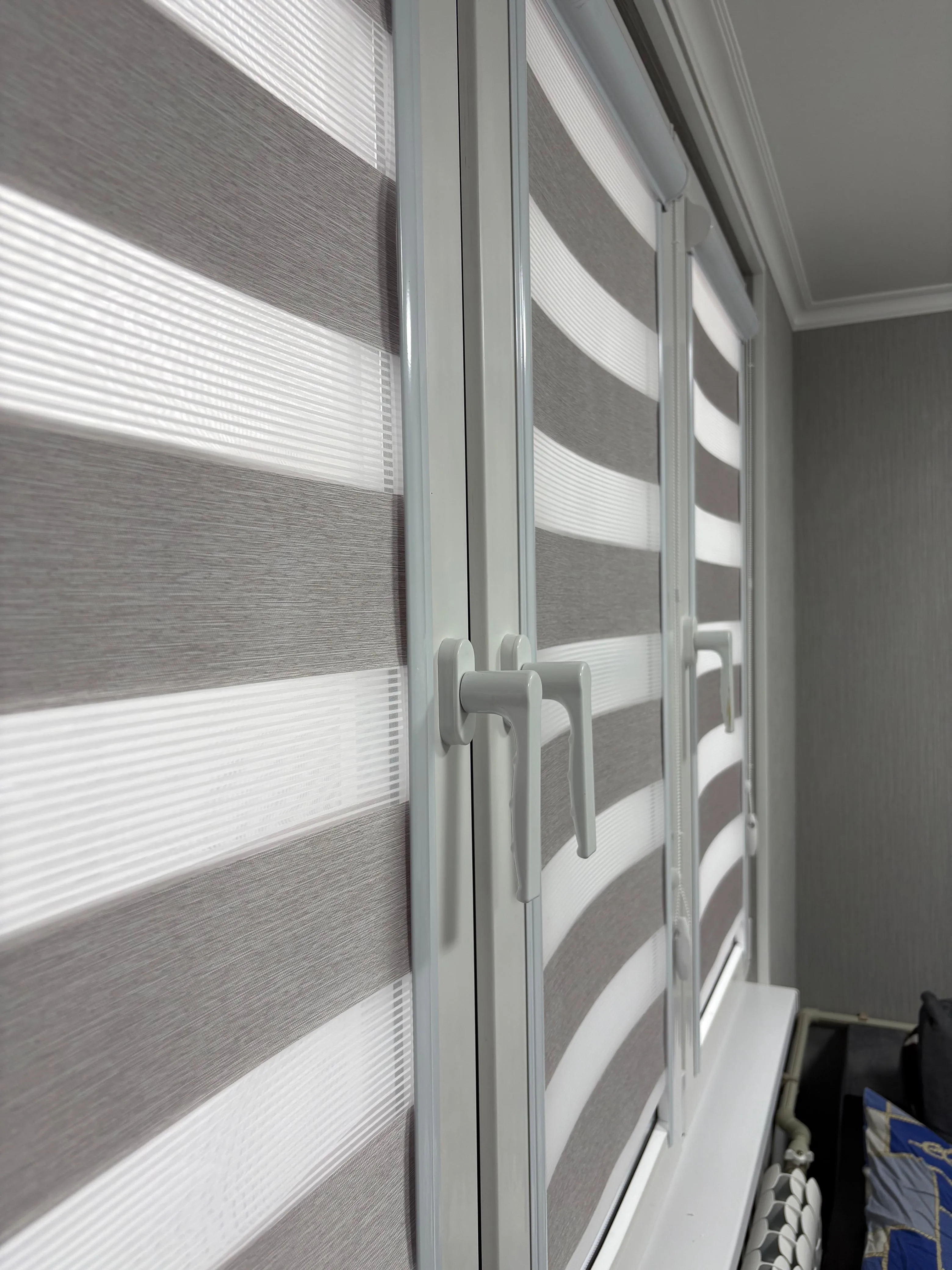 Рулонные шторы зебра день-ночь 116 в Нальчике и КБР на заказ