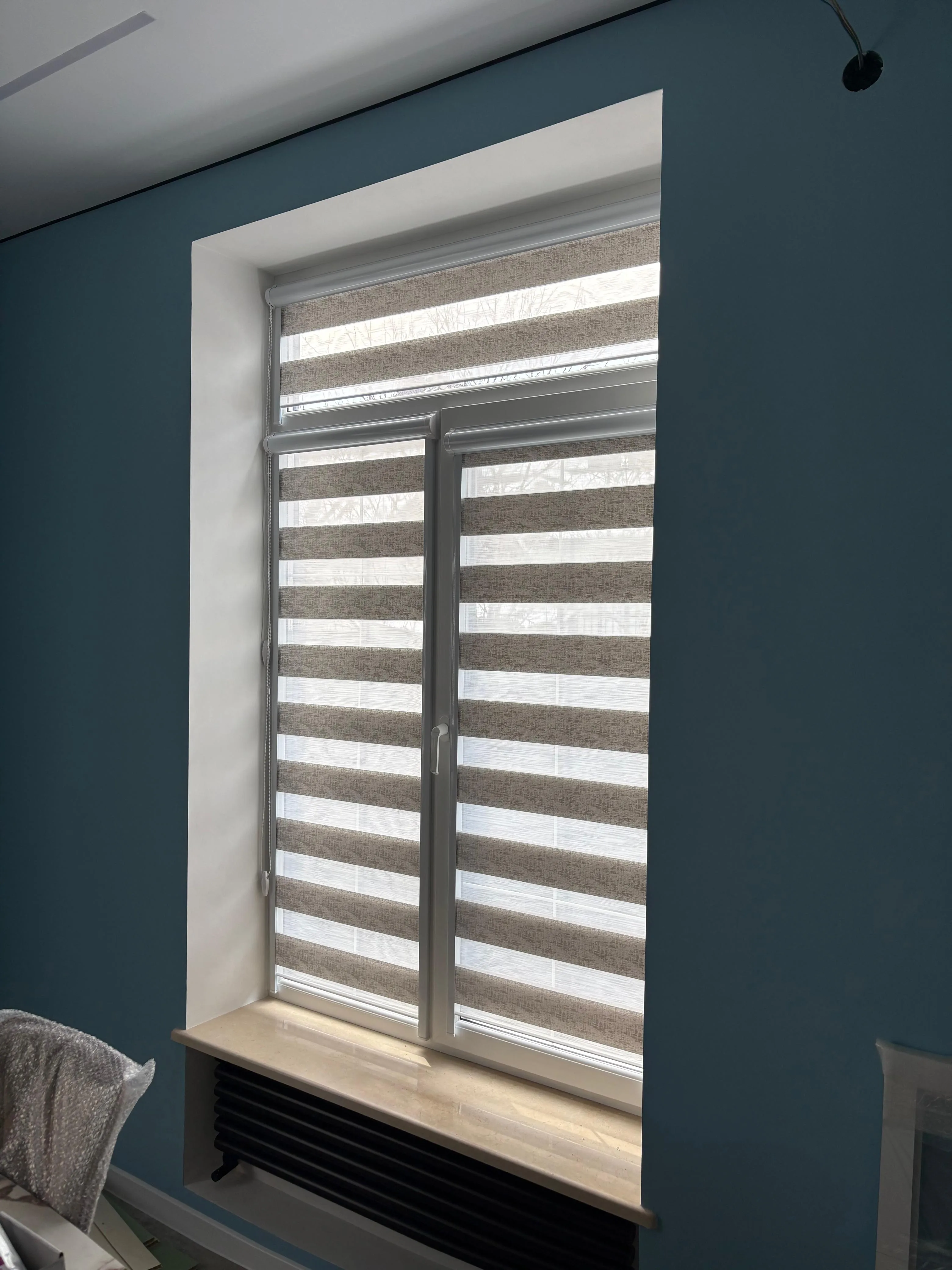 Рулонные шторы зебра день-ночь 133 в Нальчике и КБР на заказ