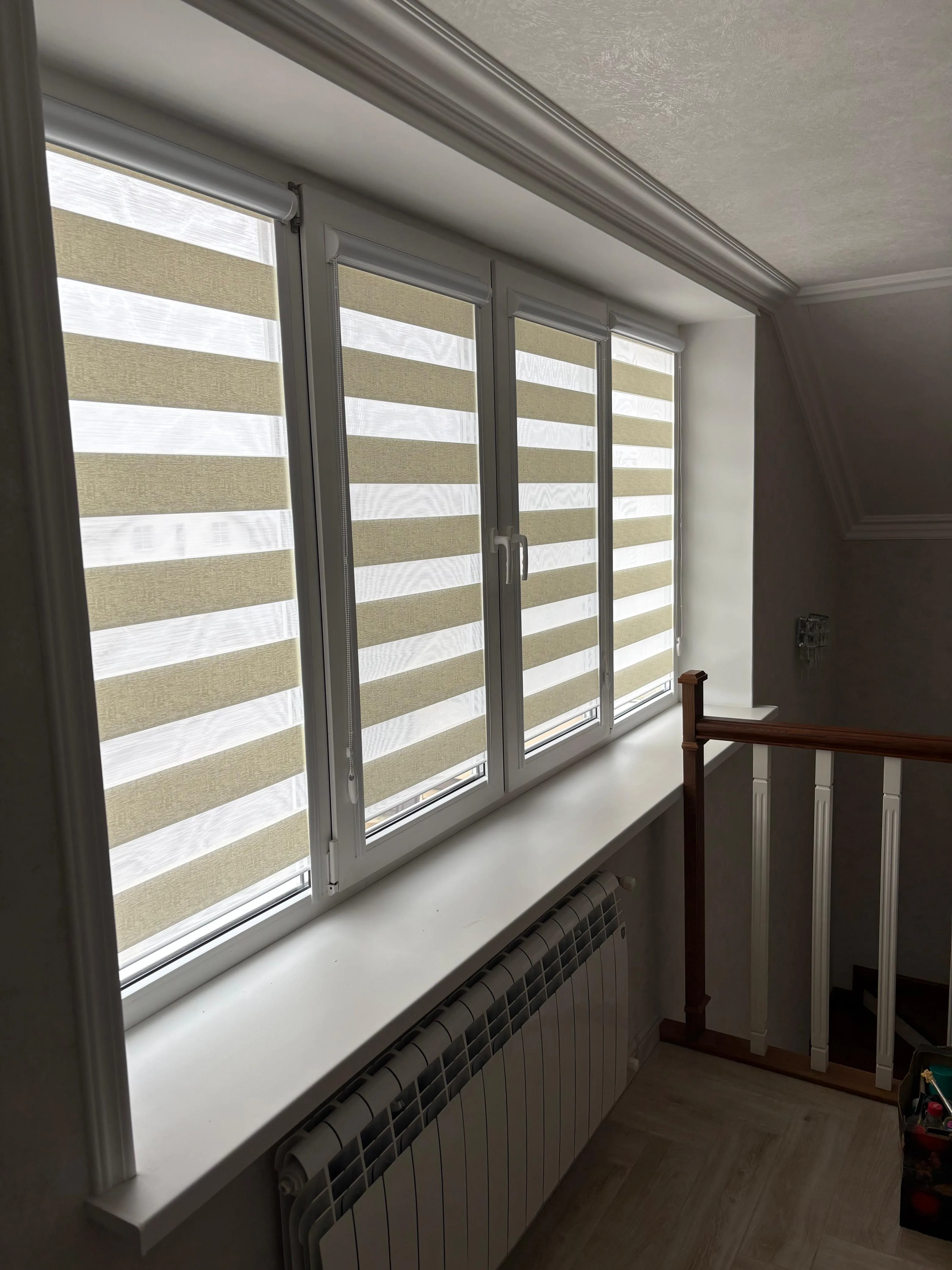 Рулонные шторы зебра день-ночь 147 в Нальчике и КБР на заказ